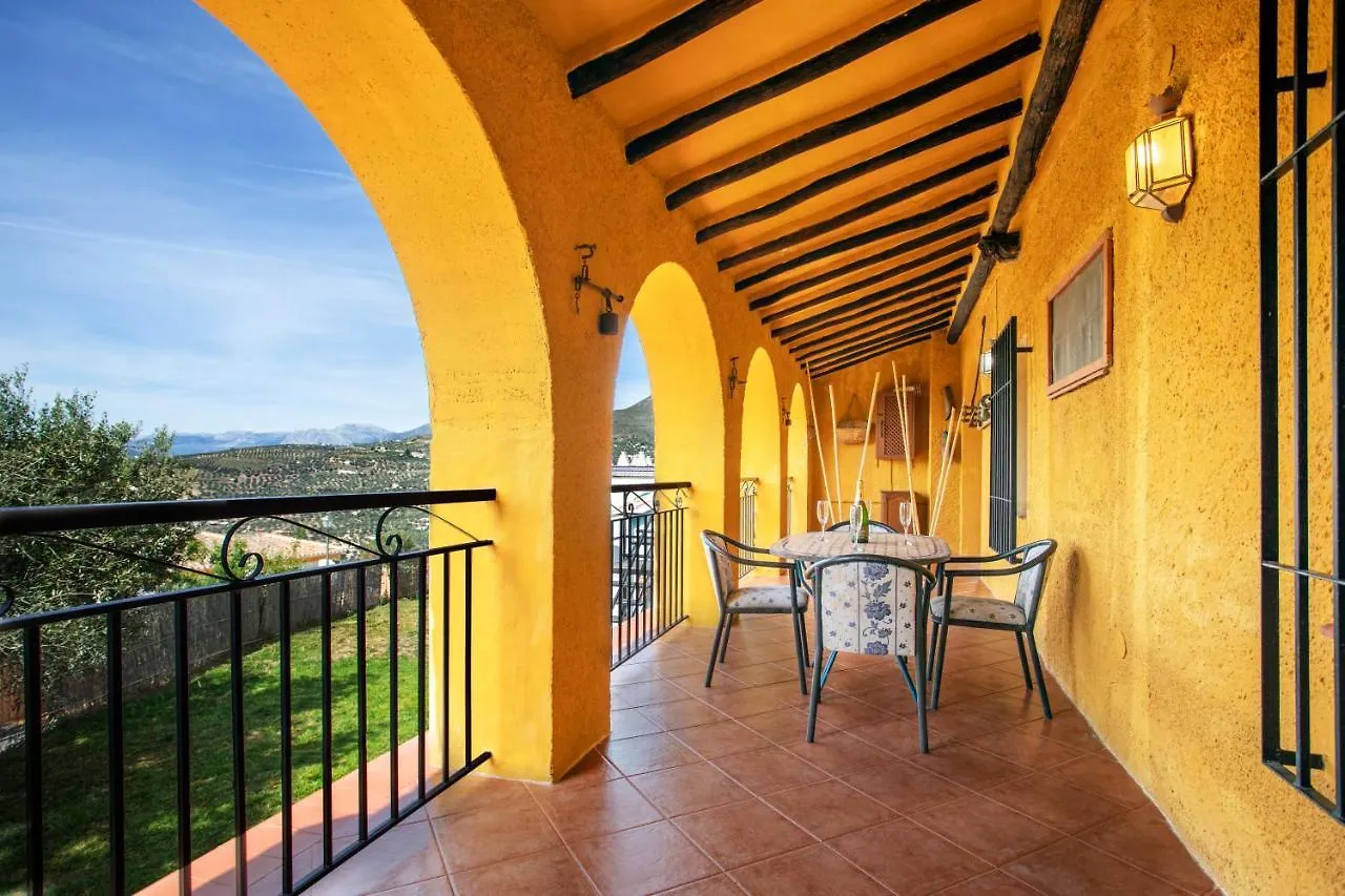 Villa Casa El Lagarillo con Piscina privada Alcaucín Сasa de vacaciones