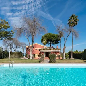 Lucrecia Villa