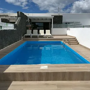 villa-dani-lanzarote.in-canary-islands.com/